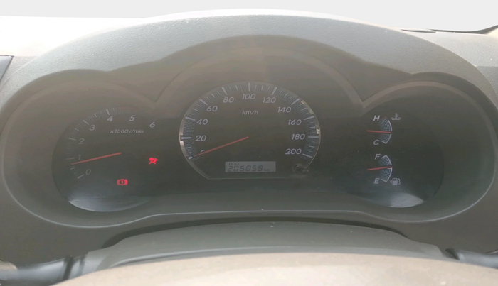 2013 Toyota Fortuner 3.0 4X2 MT, Diesel, Manual, 2,05,058 km, interior