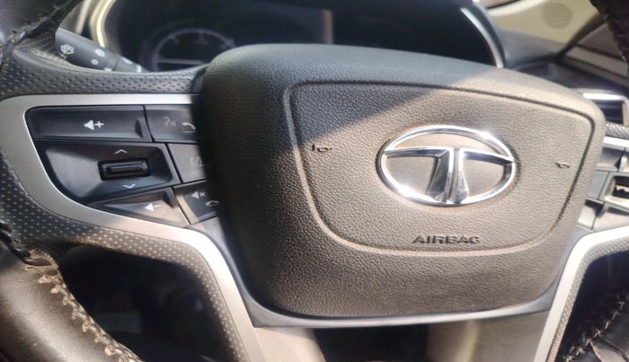 2022 Tata Harrier XT PLUS 2.0L KRYOTEC, Diesel, Manual, 1,12,327 km, interior