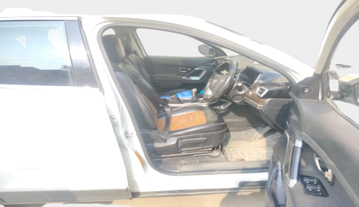 2022 Tata Harrier XT PLUS 2.0L KRYOTEC, Diesel, Manual, 1,12,327 km, interior