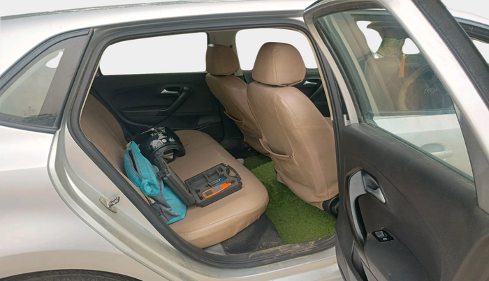 2014 Volkswagen Polo COMFORTLINE 1.5L, Diesel, Manual, 66,033 km, interior