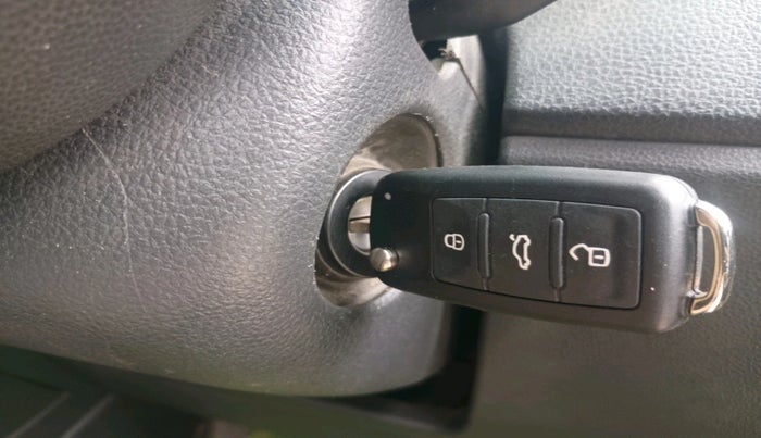 2014 Volkswagen Polo COMFORTLINE 1.5L, Diesel, Manual, 66,033 km, interior