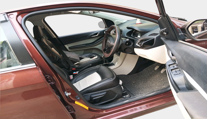 2023 Tata TIGOR XZ PLUS CNG, Petrol, Manual, 10,145 km, interior