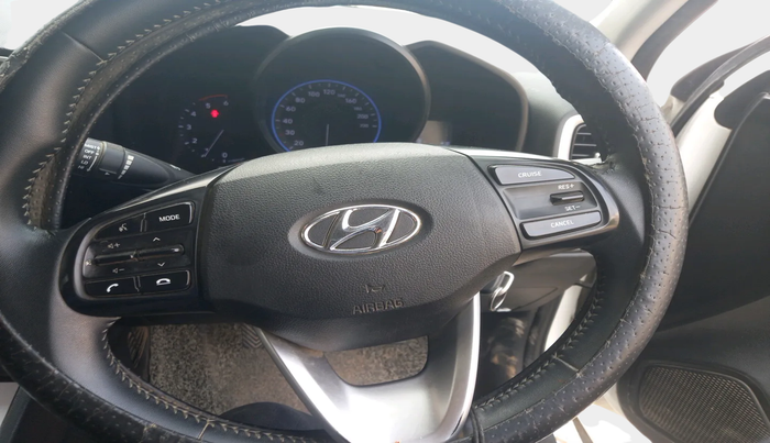 2019 Hyundai VENUE SX 1.4 CRDI, Diesel, Manual, 91,200 km, interior