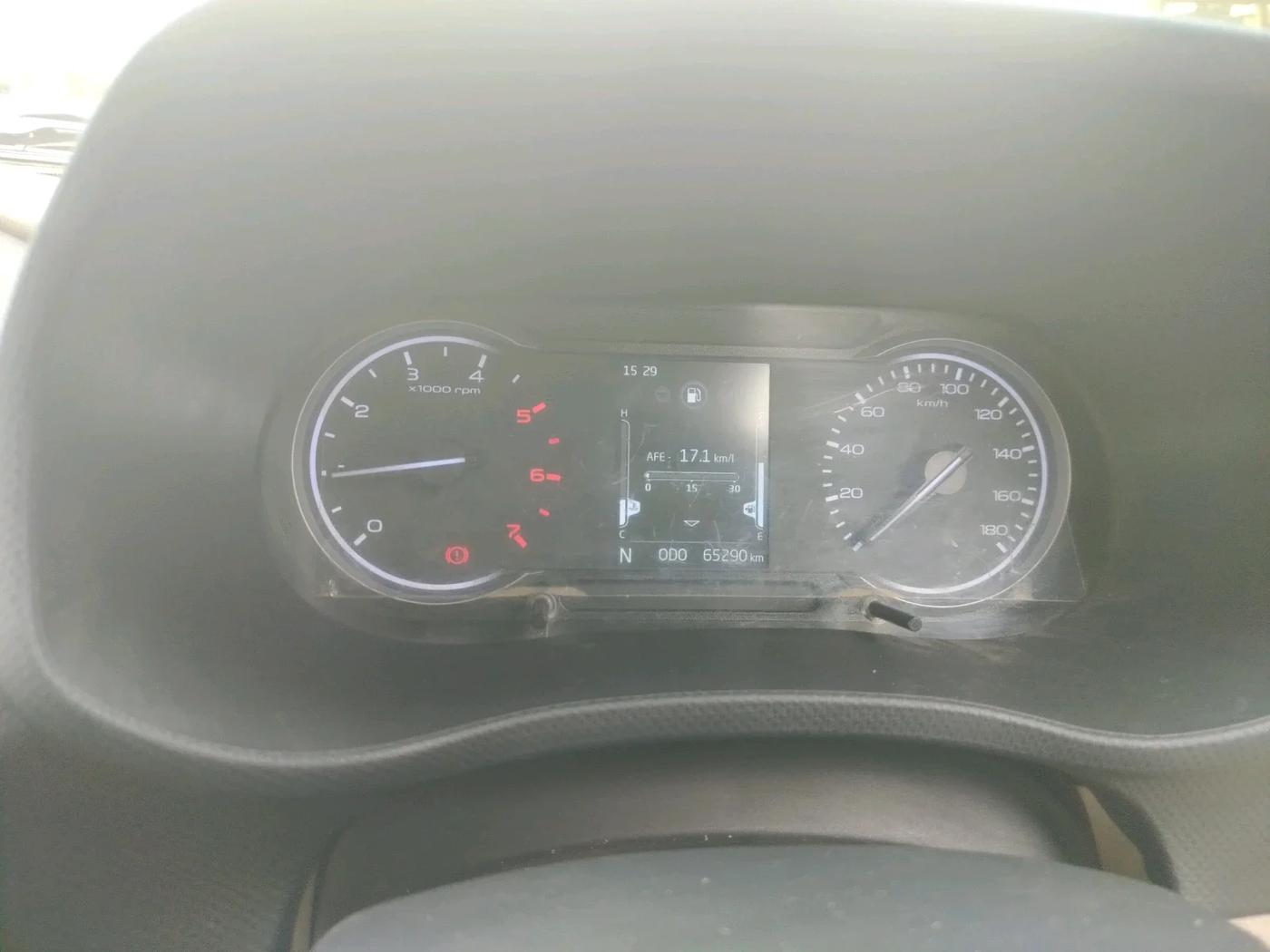 2023 Mahindra BOLERO NEO N 8, Diesel, Manual, 65,290 km, interior