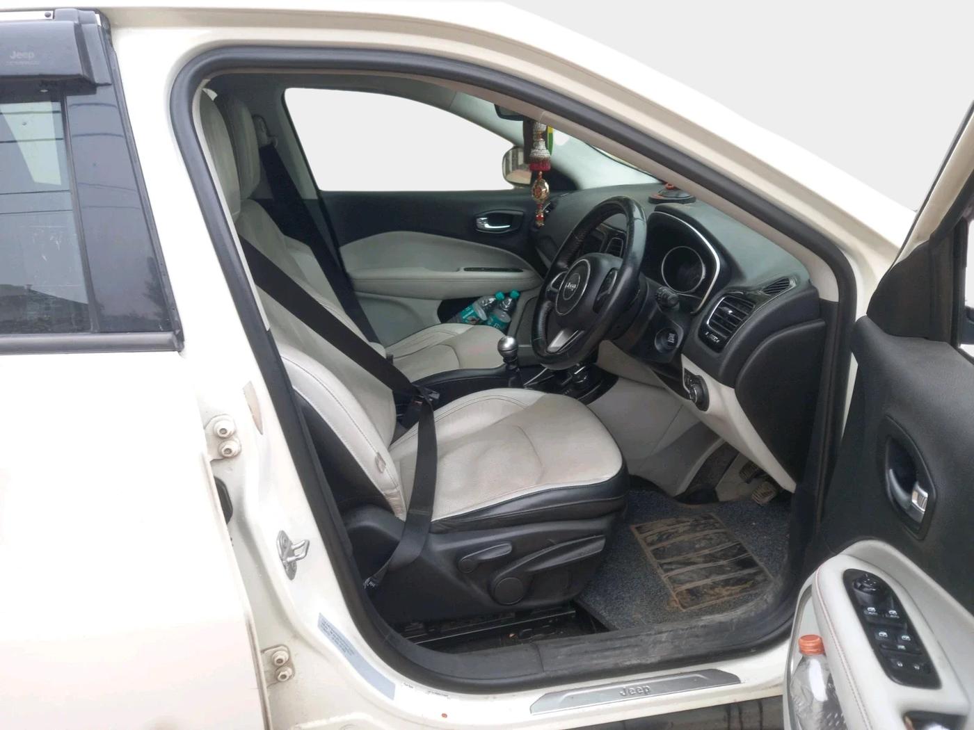 2018 Jeep Compass LIMITED 2.0 DIESEL 4X4, Diesel, Manual, 1,90,000 km, interior