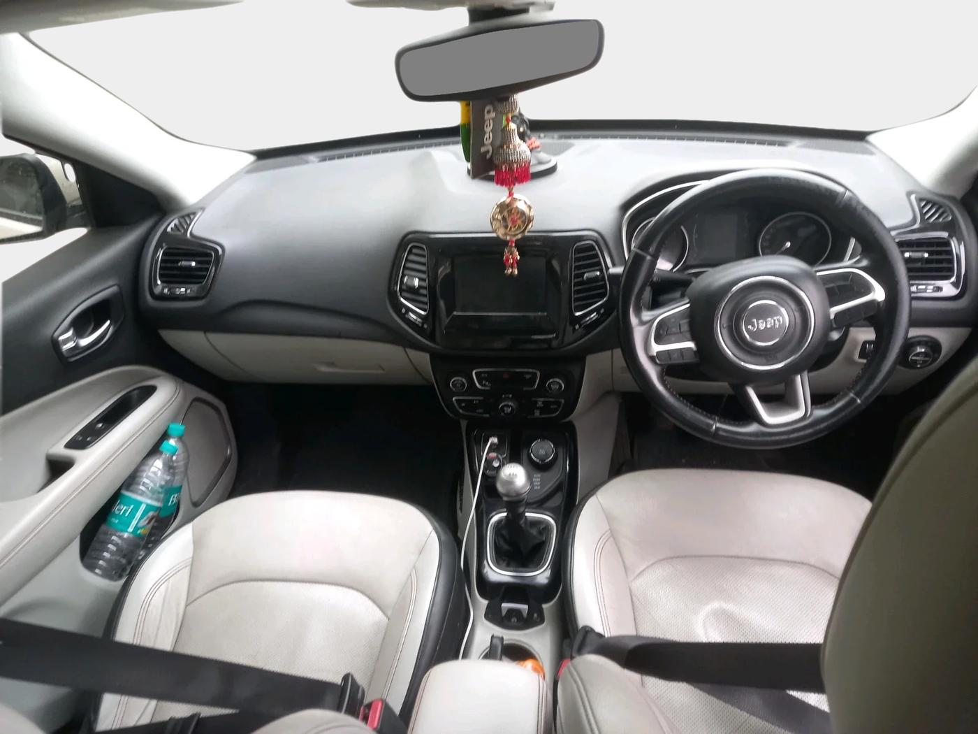 2018 Jeep Compass LIMITED 2.0 DIESEL 4X4, Diesel, Manual, 1,90,000 km, interior