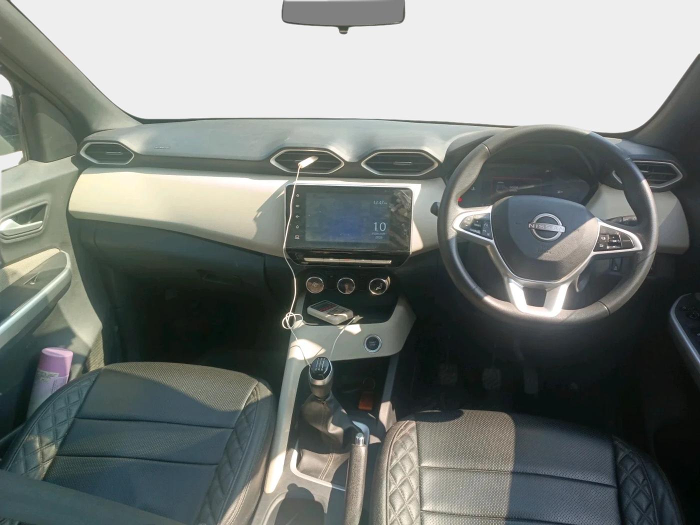 2024 Nissan MAGNITE XV TURBO, Petrol, Manual, 28,372 km, interior