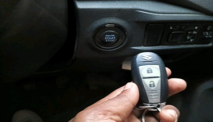 2020 Maruti Vitara Brezza ZXI, Petrol, Manual, 68,089 km, interior