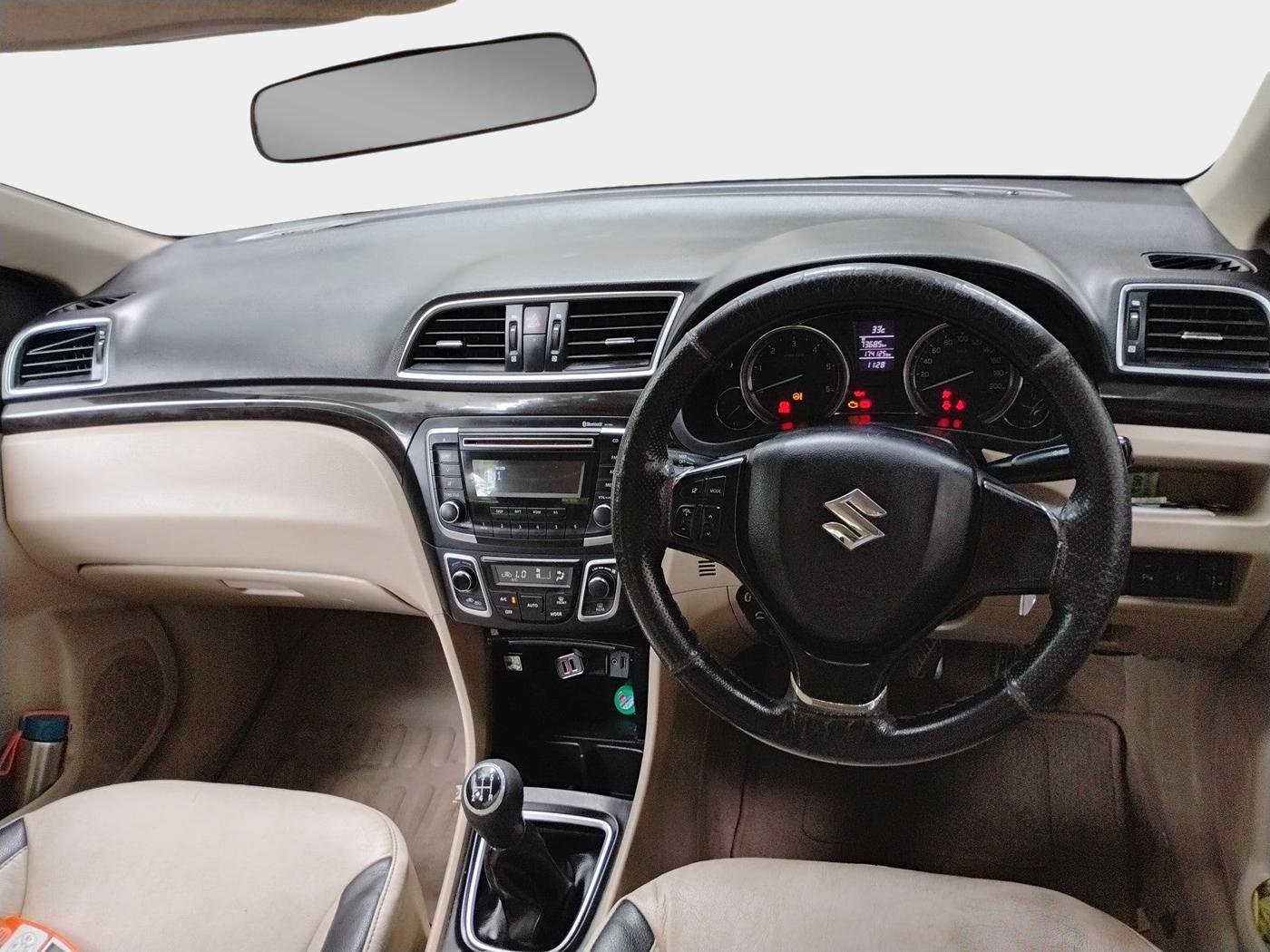 2015 Maruti Ciaz VDI +, Diesel, Manual, 1,74,125 km, interior