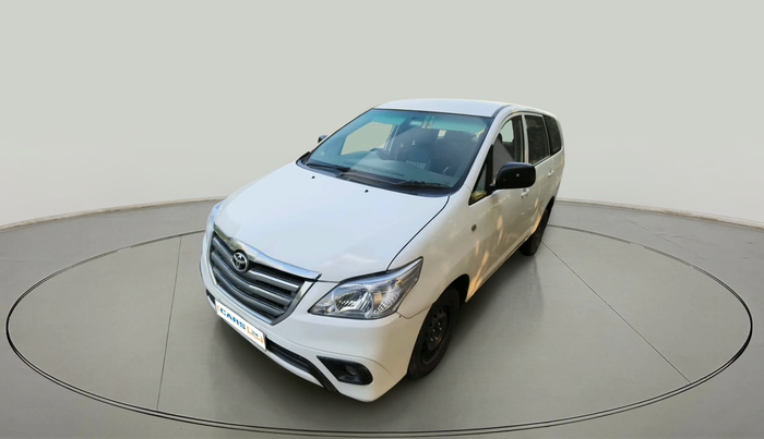 2012 Toyota Innova 2.5 G 8 STR, Diesel, Manual, 1,28,094 km, exterior