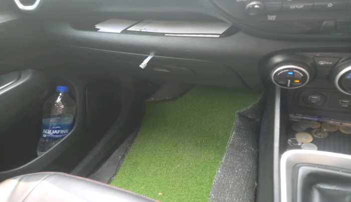 2020 Hyundai VENUE SX 1.5 CRDI, Diesel, Manual, 1,32,672 km, interior