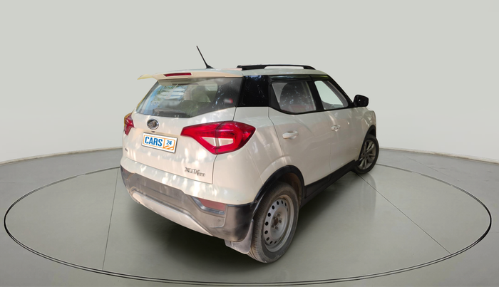 2019 Mahindra XUV300 W8 1.5 DIESEL, Diesel, Manual, 1,41,342 km, exterior