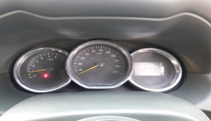 2016 Renault Duster 110 PS RXZ 4X4 MT DIESEL, Diesel, Manual, 1,34,326 km, interior