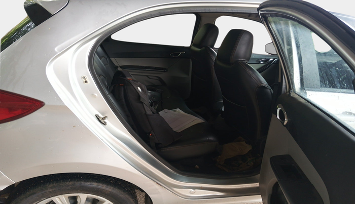 2018 Tata Tiago XZ PETROL, Petrol, Manual, 58,260 km, interior