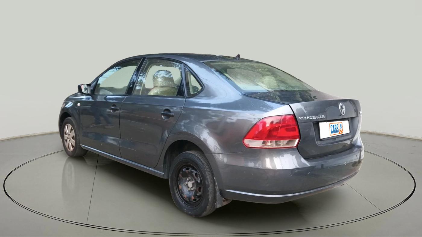 2013 Volkswagen Vento TRENDLINE 1.6, Petrol, Manual, 1,23,447 km, exterior