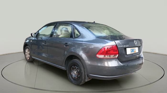 2013 Volkswagen Vento TRENDLINE 1.6, Petrol, Manual, 1,23,447 km, exterior