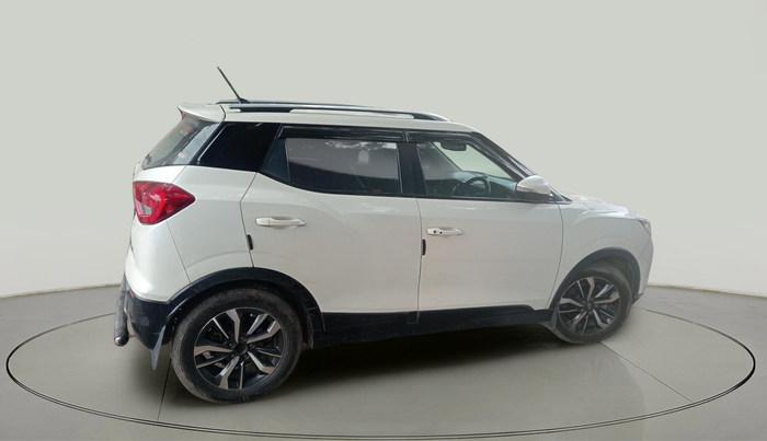 2019 Mahindra XUV300 W8 (O) 1.5 DIESEL, Diesel, Manual, 1,52,000 km, exterior