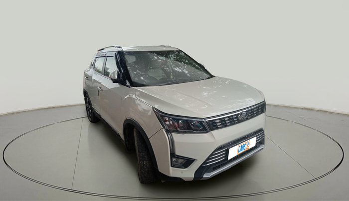 2019 Mahindra XUV300 W8 (O) 1.5 DIESEL, Diesel, Manual, 1,52,000 km, exterior