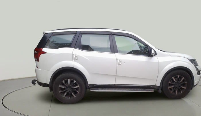 2019 Mahindra XUV500 W11 AT, Diesel, Automatic, 69,231 km, exterior