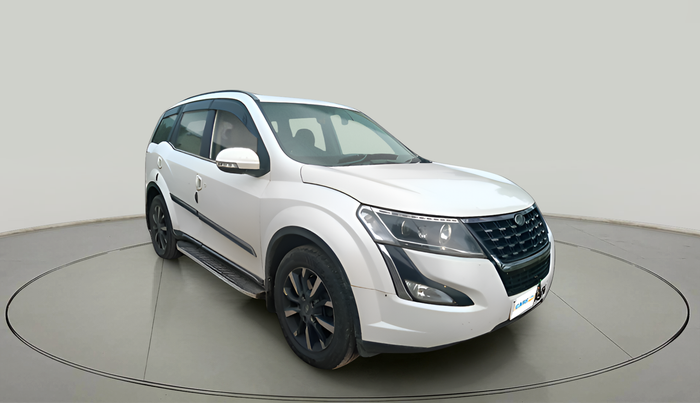 2019 Mahindra XUV500 W11 AT, Diesel, Automatic, 69,231 km, exterior