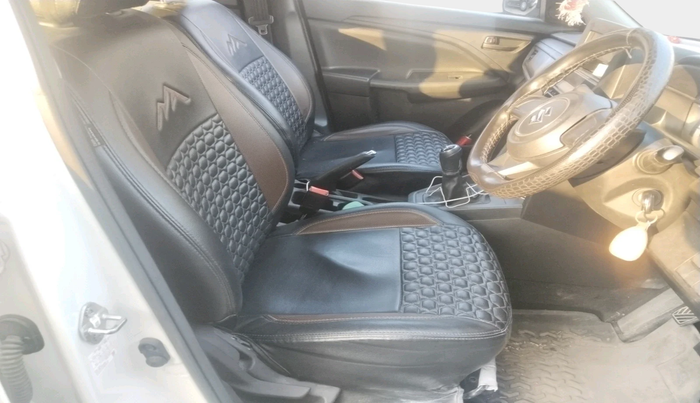 2023 Maruti BREZZA LXI, Petrol, Manual, 28,083 km, interior