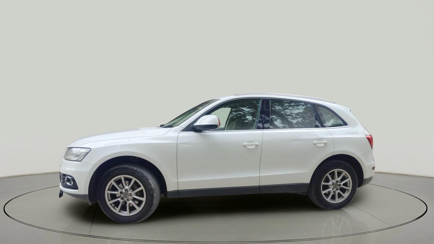 2013 Audi Q5 2.0 TDI QUATTRO, Diesel, Automatic, 1,40,731 km, exterior