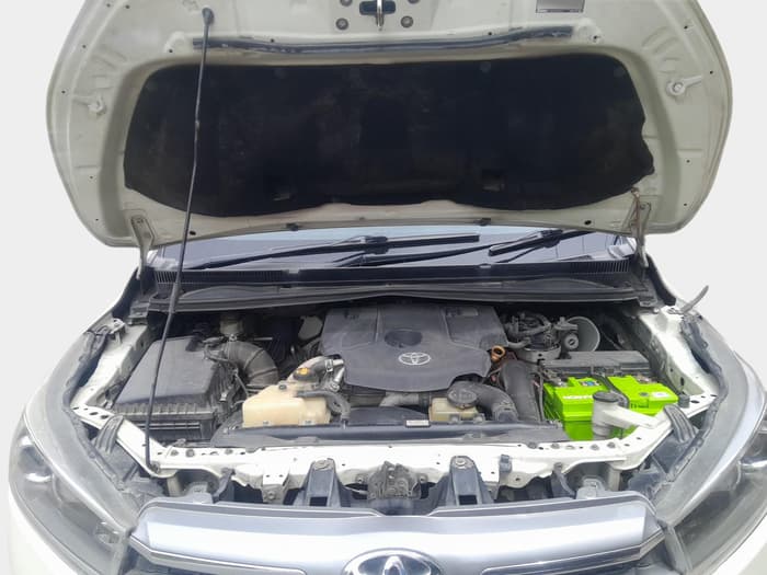 2016 Toyota Innova Crysta 2.8 ZX AT 7 STR, Diesel, Automatic, 2,38,247 km, exterior