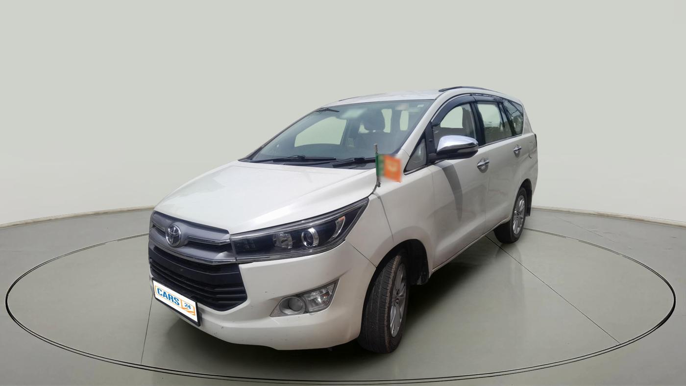 2016 Toyota Innova Crysta 2.8 ZX AT 7 STR, Diesel, Automatic, 2,38,247 km, exterior