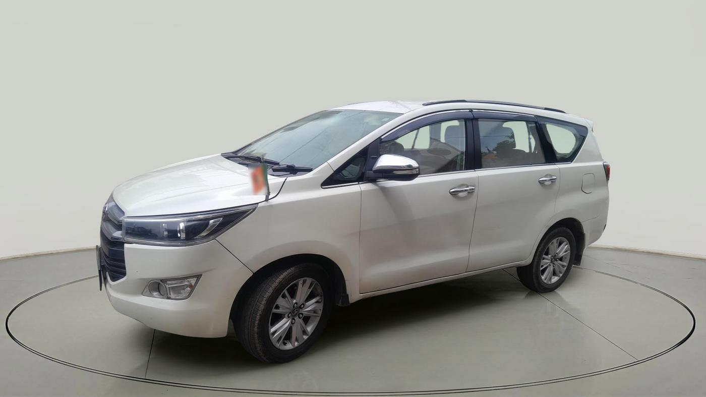 2016 Toyota Innova Crysta 2.8 ZX AT 7 STR, Diesel, Automatic, 2,38,247 km, exterior