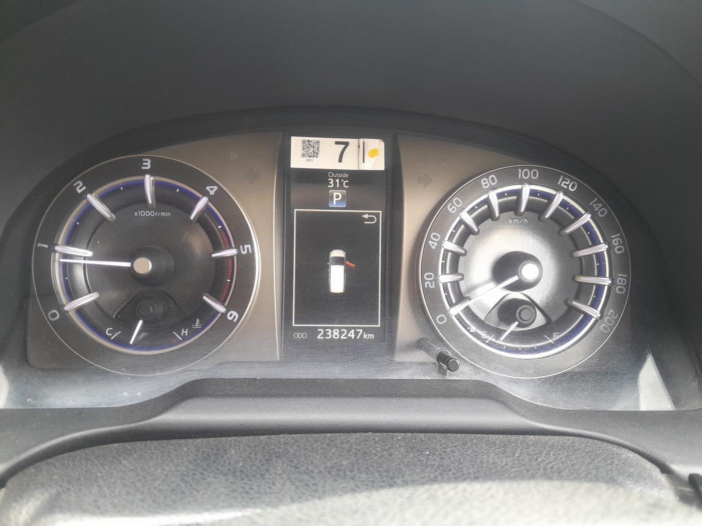 2016 Toyota Innova Crysta 2.8 ZX AT 7 STR, Diesel, Automatic, 2,38,247 km, interior