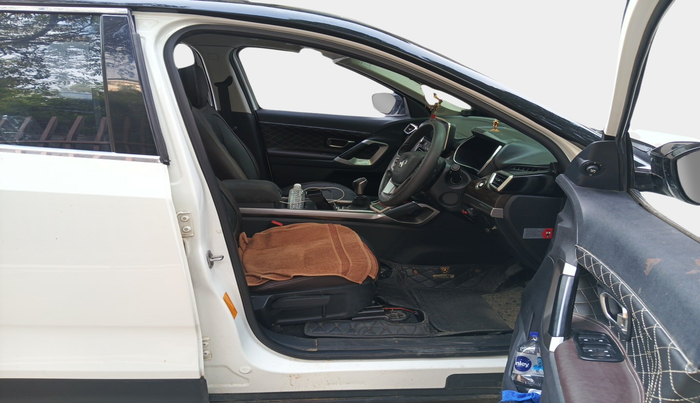 2021 Tata Harrier XT PLUS 2.0L KRYOTEC, Diesel, Manual, 76,961 km, interior