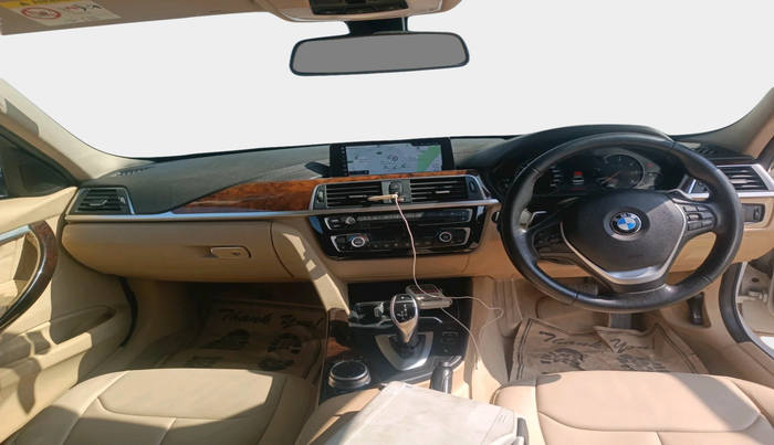 2018 BMW 3 Series 320d Luxury Line, Diesel, Automatic, 32,237 km, interior