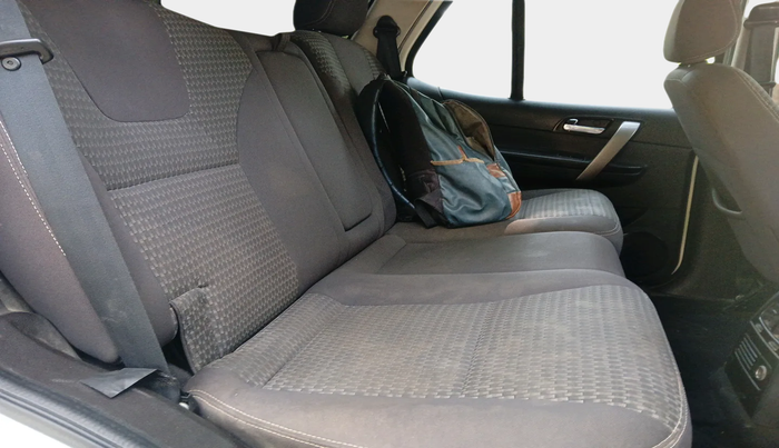 2019 Tata Safari Storme 2.2 EX 4X2, Diesel, Manual, 80,169 km, interior