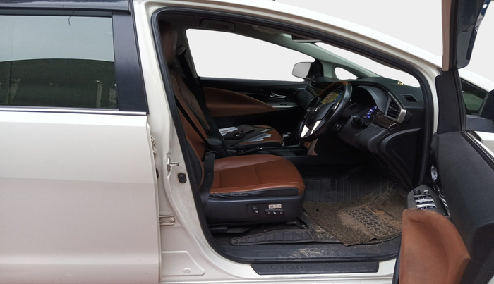 2020 Toyota Innova Crysta 2.4 ZX AT 7 STR, Diesel, Automatic, 1,41,622 km, interior