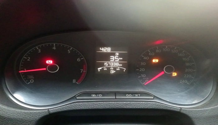 2016 Volkswagen Polo HIGHLINE1.2L, Petrol, Manual, 1,57,338 km, interior