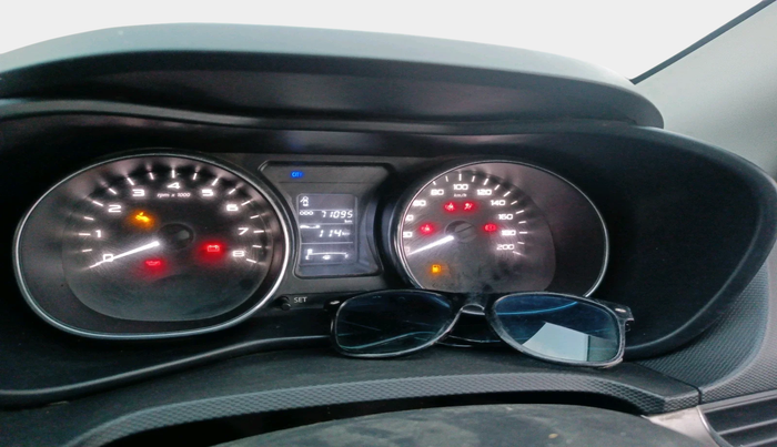 2019 Tata NEXON XZ PLUS DIESEL DUAL TONE, Diesel, Manual, 71,095 km, interior