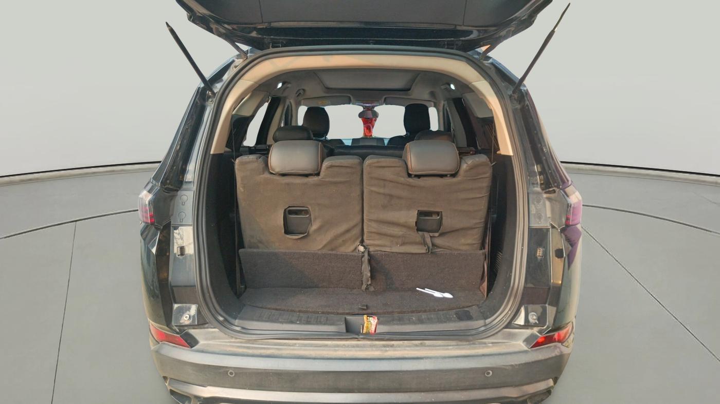 2022 Tata Safari XT PLUS, Diesel, Manual, 43,600 km, exterior