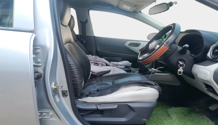 2020 Hyundai GRAND I10 NIOS MAGNA 1.2 KAPPA VTVT, Petrol, Manual, 1,00,424 km, interior