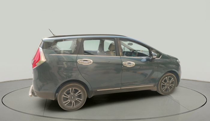 2018 Mahindra MARAZZO M8 7 STR, Diesel, Manual, 2,16,709 km, exterior