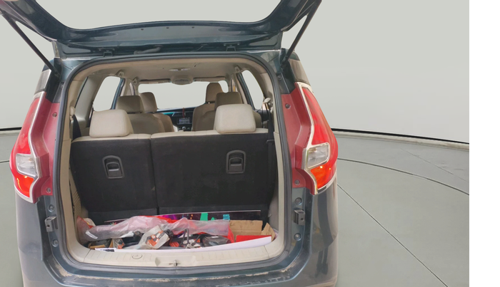 2018 Mahindra MARAZZO M8 7 STR, Diesel, Manual, 2,16,709 km, exterior