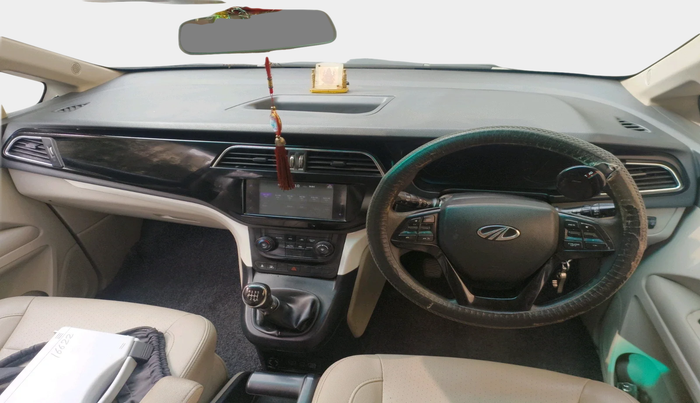 2018 Mahindra MARAZZO M8 7 STR, Diesel, Manual, 2,16,709 km, interior