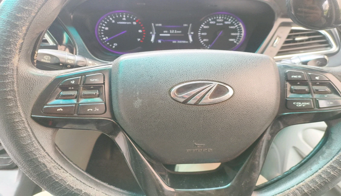 2018 Mahindra MARAZZO M8 7 STR, Diesel, Manual, 2,16,709 km, interior