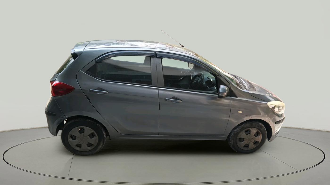 2019 Tata Tiago XT DIESEL, Diesel, Manual, 1,66,166 km, exterior