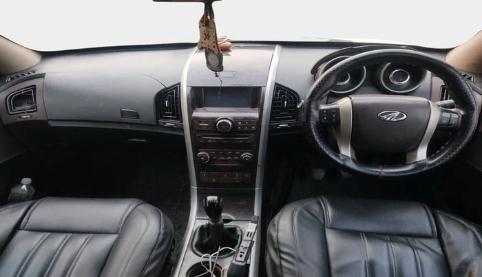 2014 Mahindra XUV500 W8, Diesel, Manual, 69,005 km, interior