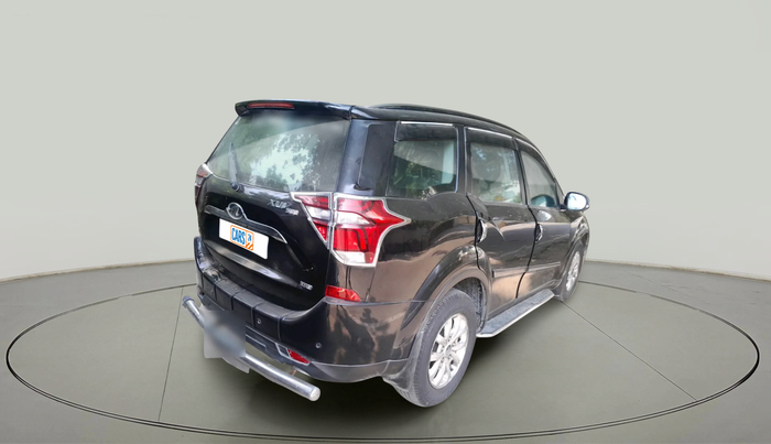 2020 Mahindra XUV500 W9, Diesel, Manual, 79,823 km, exterior