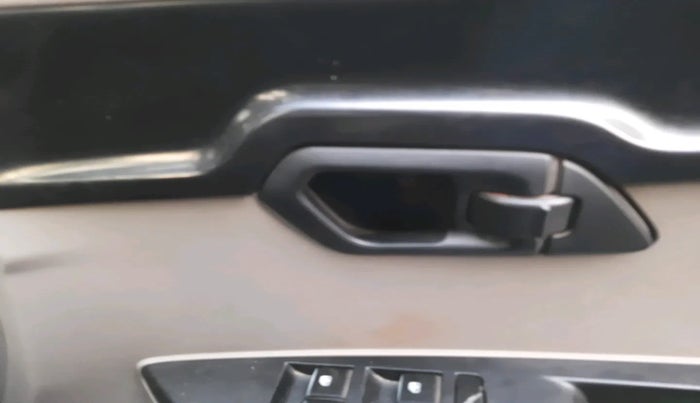 2016 Mahindra Kuv100 K4 5 STR, Petrol, Manual, 1,06,429 km, interior