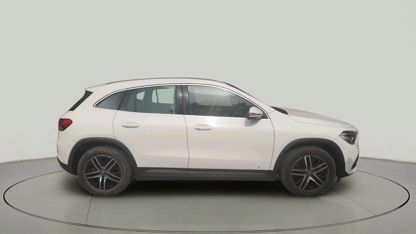 2022 Mercedes Benz GLA Class 220d, Diesel, Automatic, 44,831 km, exterior