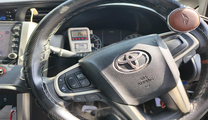 2022 Toyota Innova Crysta 2.7 GX 7 STR MT, Petrol, Manual, 90,880 km, interior