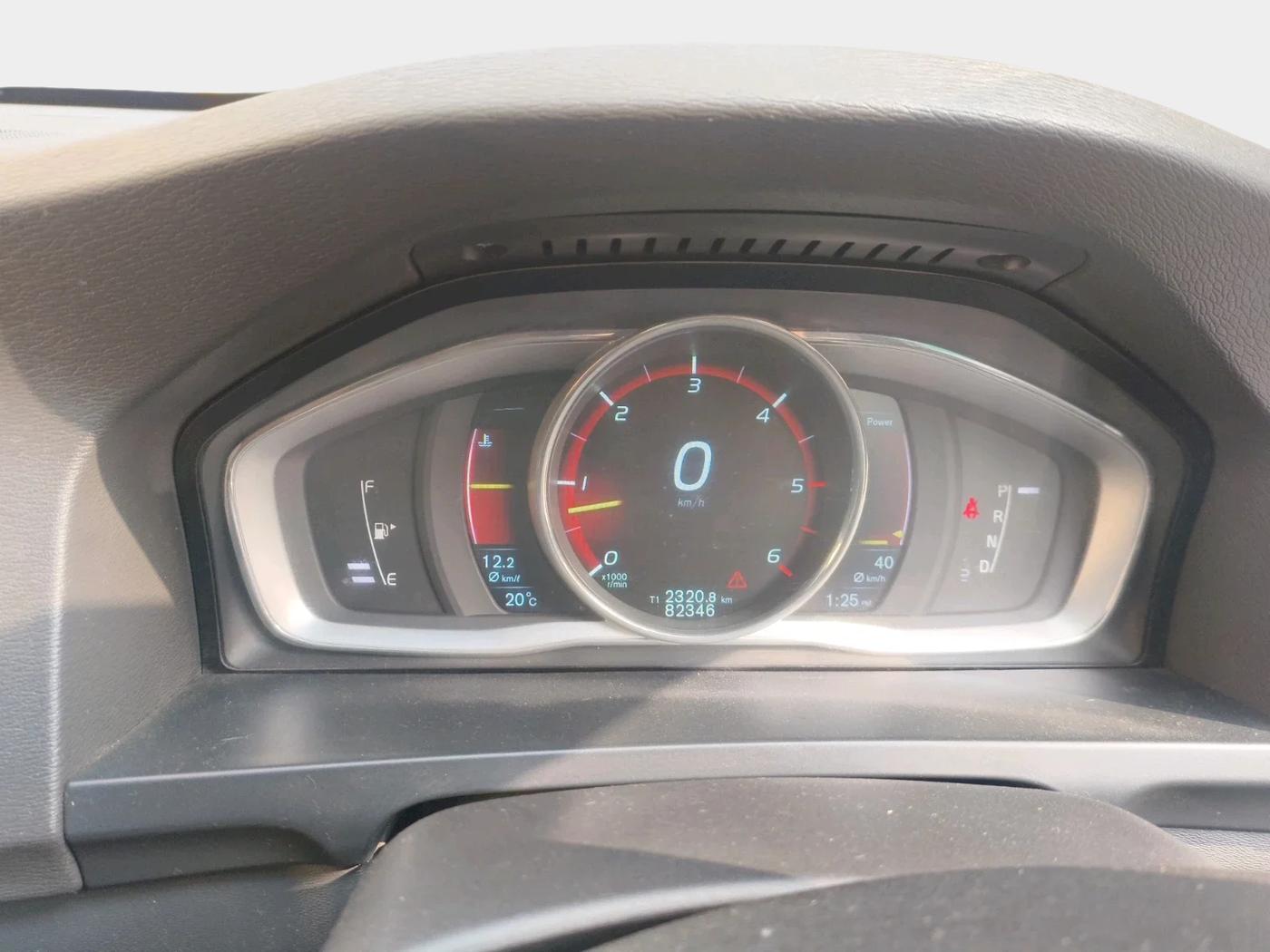 2015 Volvo S60 D5, Diesel, Automatic, 82,346 km, interior