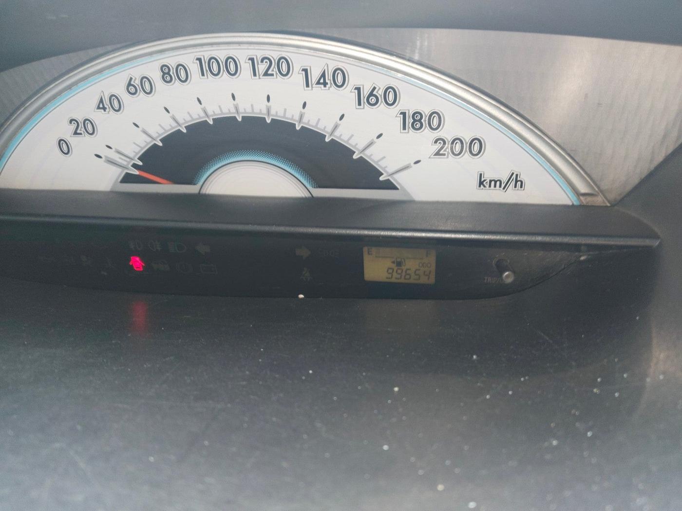 2011 Toyota Etios GD, Diesel, Manual, 99,654 km, interior